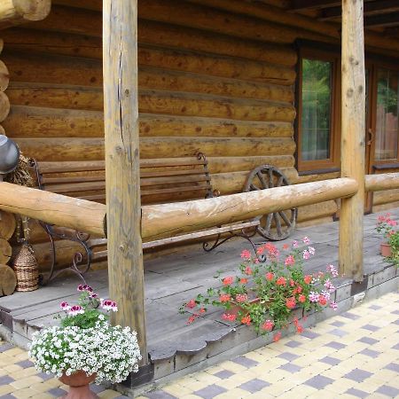 Смерекова Хата Pochaiv Exterior foto