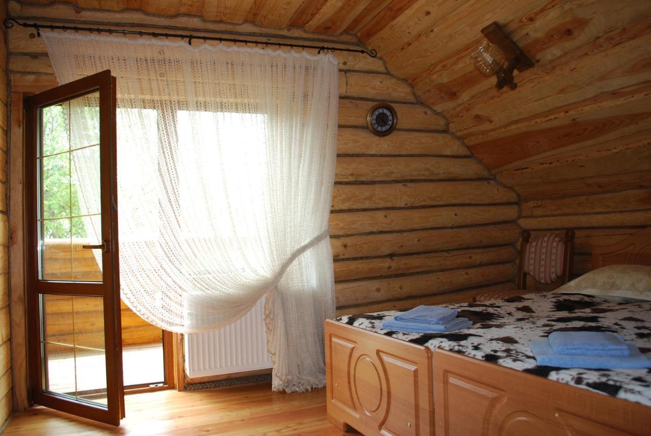 Смерекова Хата Pochaiv Exterior foto