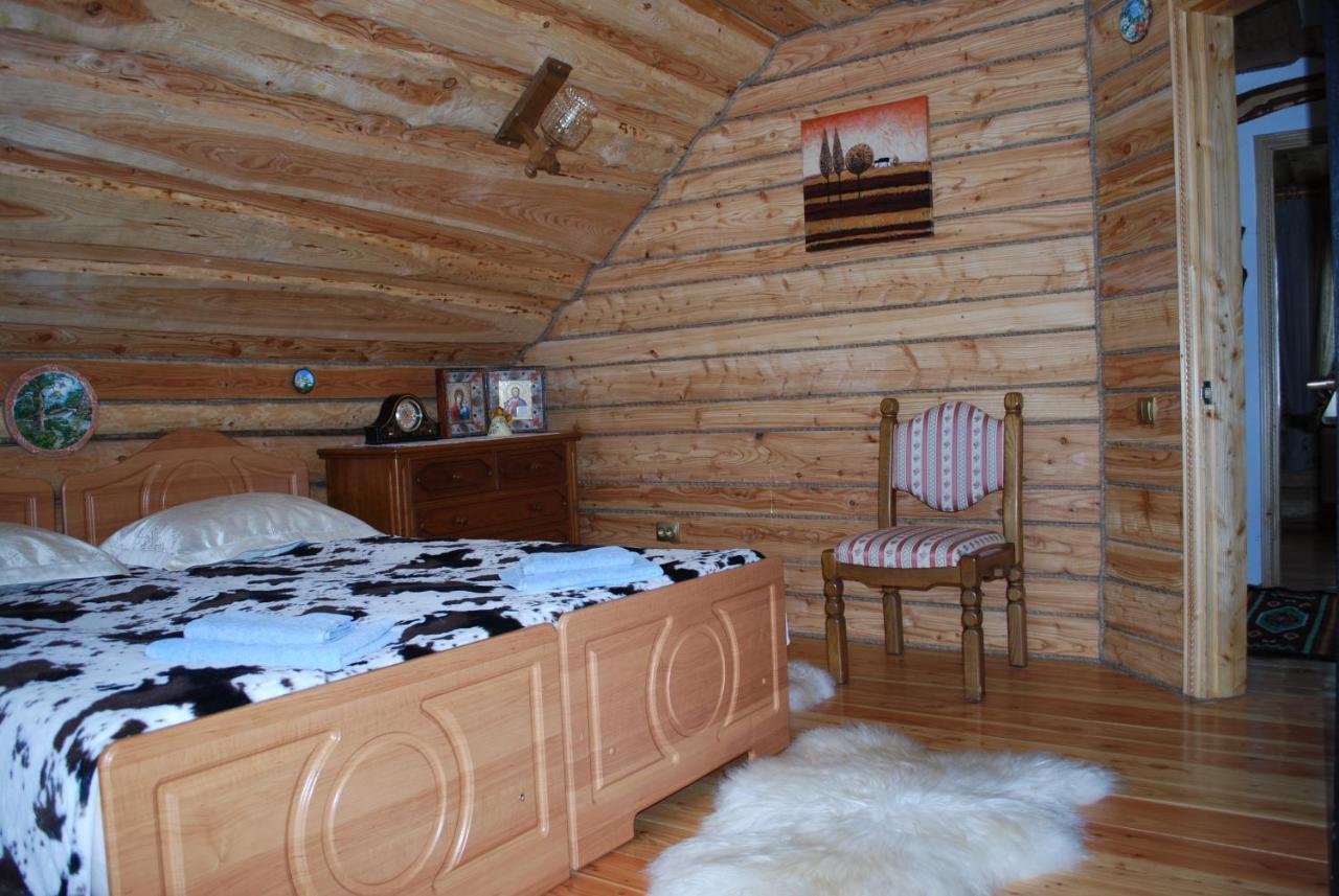 Смерекова Хата Pochaiv Exterior foto