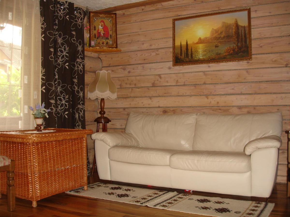 Смерекова Хата Pochaiv Exterior foto